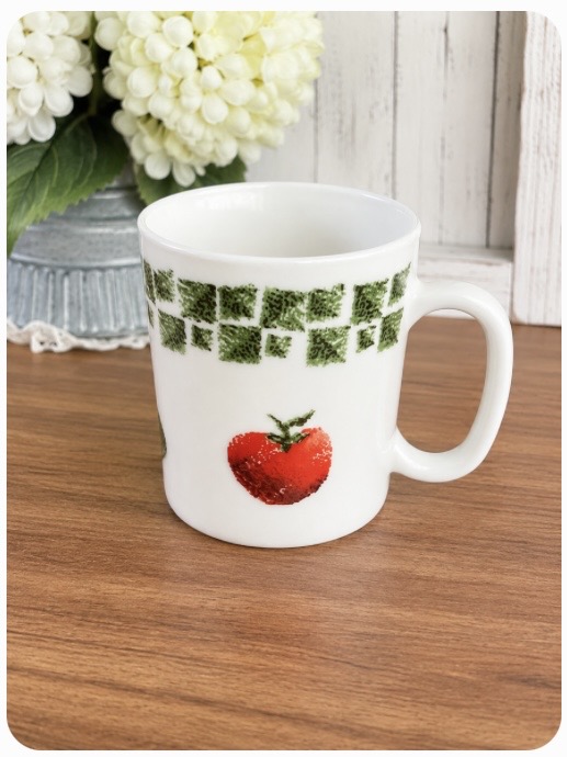 Vintage Arcopal France Garden Mug