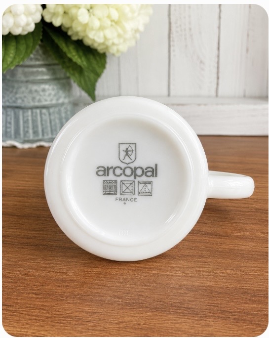 Vintage Arcopal France Garden Mug - Image 5