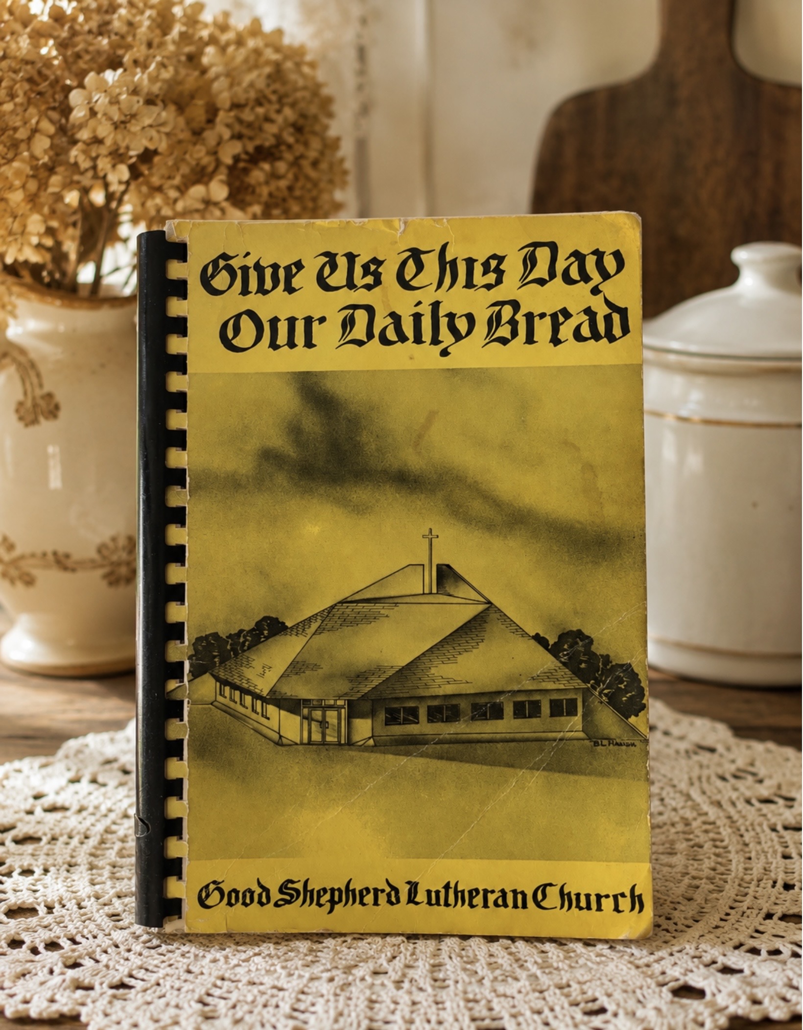 1980 Good Shepherd Lutheran Church Cookbook